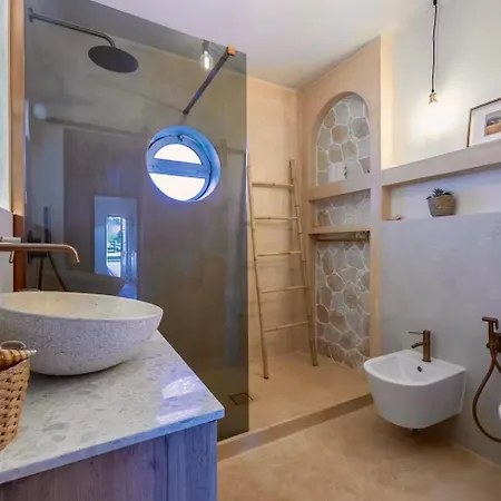 Arrifana Sunset & Surf *